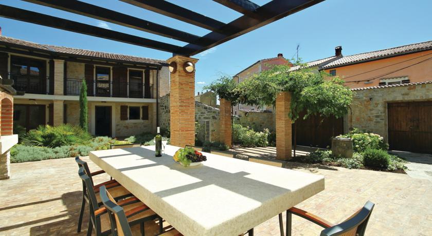 Holiday Home Vižinada Стая снимка